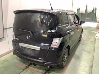 HONDA FREED 2012
