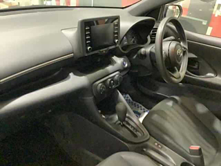TOYOTA YARIS 2020