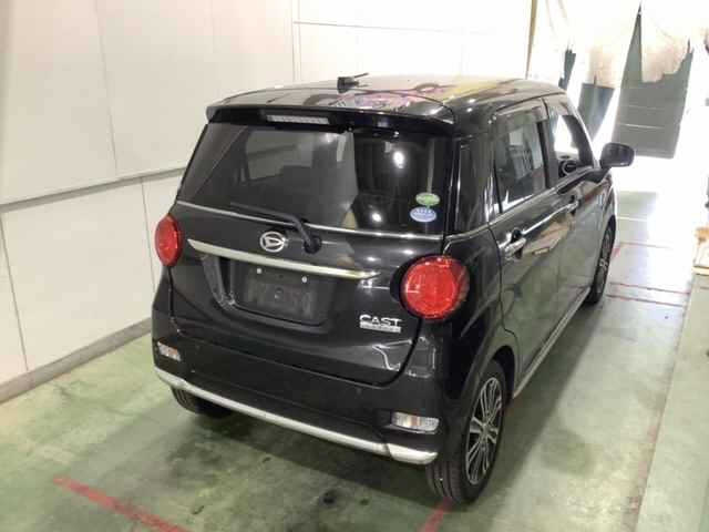 DAIHATSU CAST 2015