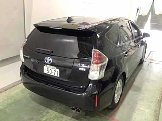 TOYOTA PRIUS ALPHA 2015
