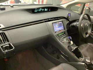 TOYOTA PRIUS 2011