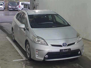 TOYOTA PRIUS 2012