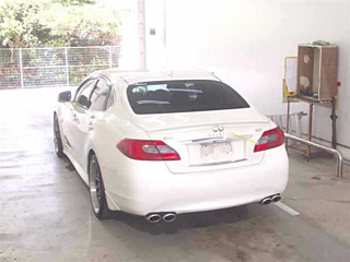NISSAN FUGA 2011