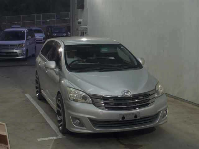 TOYOTA MARK X ZIO 2010