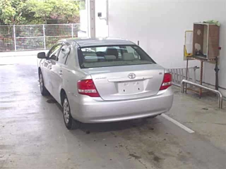 TOYOTA COROLLA AXIO 2011