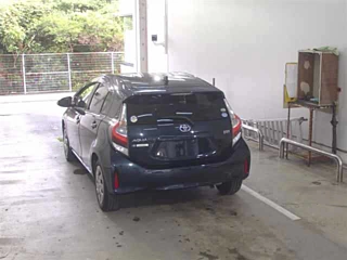 TOYOTA AQUA 2018