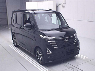 NISSAN ROOX 2023