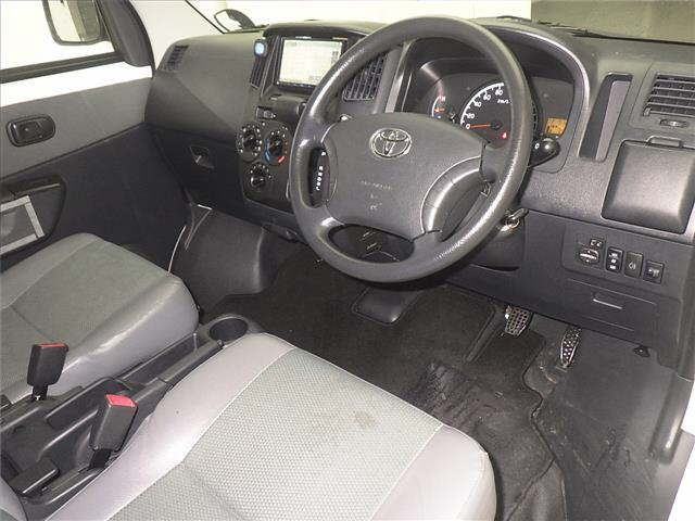 TOYOTA TOWN ACE VAN 2018
