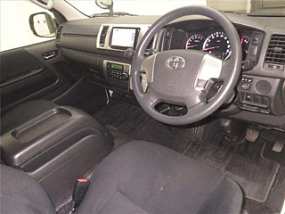 TOYOTA HIACE VAN 2019