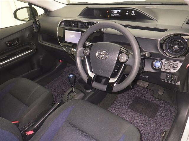 TOYOTA AQUA 2018