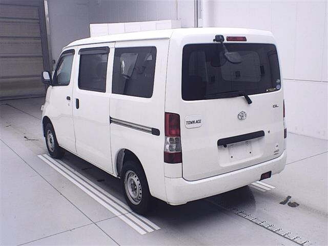 TOYOTA TOWN ACE VAN 2018