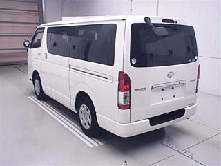TOYOTA HIACE VAN 2019