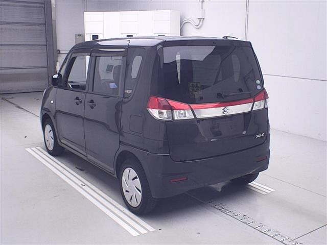 SUZUKI SOLIO 2013