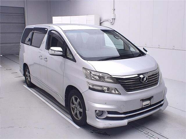 TOYOTA VELLFIRE 2008