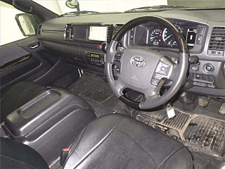 TOYOTA HIACE VAN 2021
