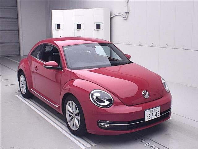 VOLKSWAGEN THE BEETLE 2013