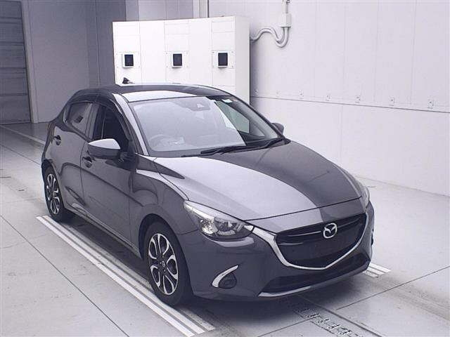 MAZDA DEMIO 2018
