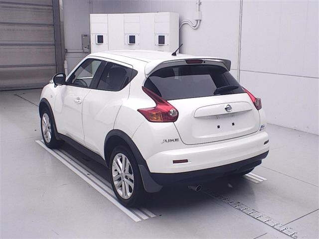 NISSAN JUKE 2012