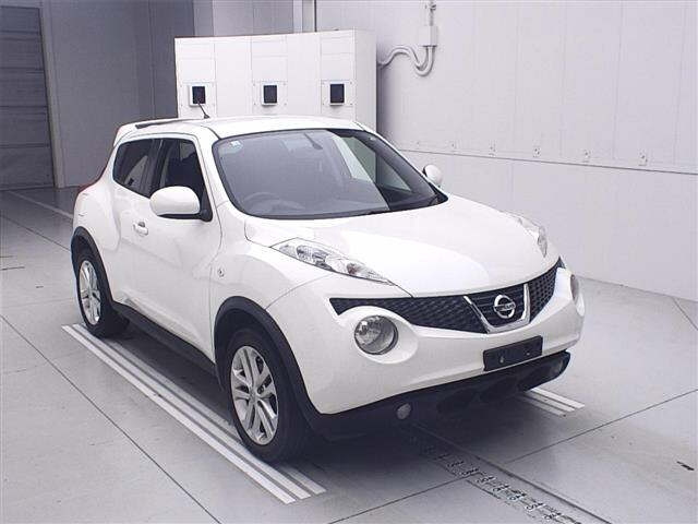 NISSAN JUKE 2012