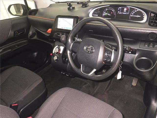 TOYOTA SIENTA 2022