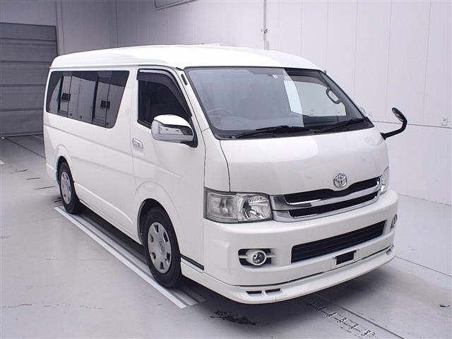 TOYOTA HIACE 2009