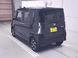 DAIHATSU TANTO 2024