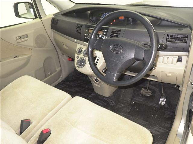 DAIHATSU MOVE 2010