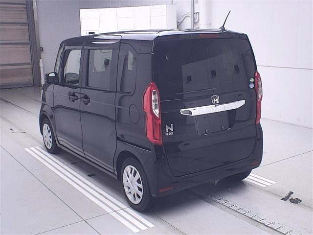 HONDA N BOX 2017