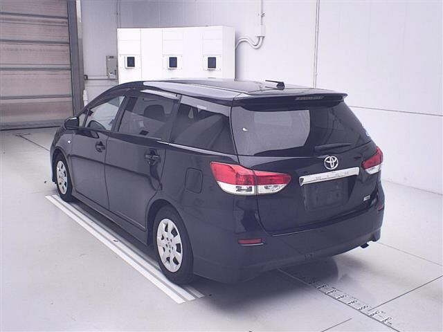 TOYOTA WISH 2012