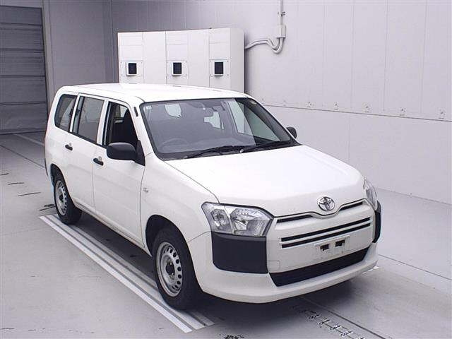 TOYOTA PROBOX 2017
