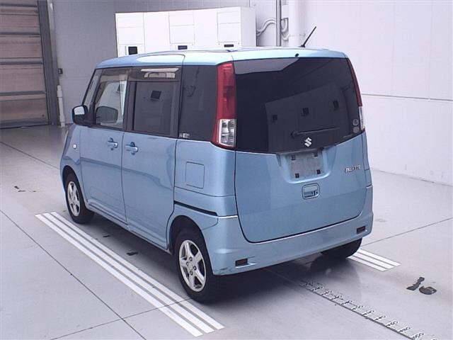 SUZUKI PALETTE 2010
