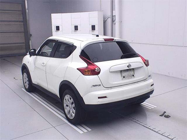 NISSAN JUKE 2012