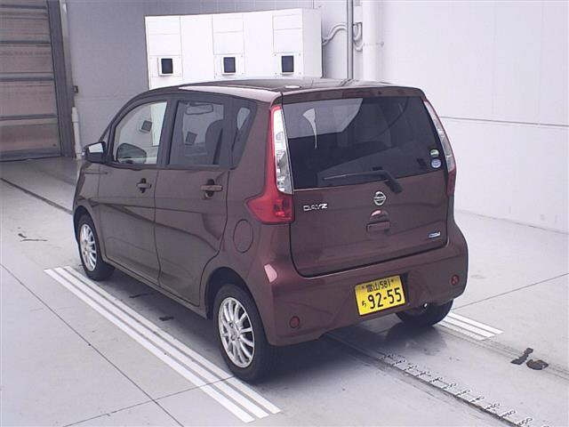 NISSAN DAYZ 2013