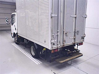 NISSAN ATLAS 2013