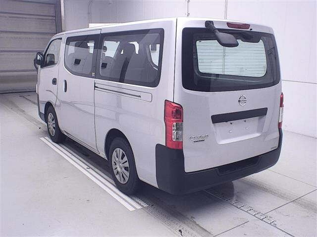 NISSAN CARAVAN VAN 2019