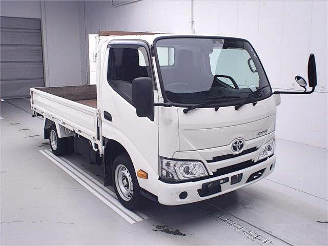 TOYOTA DYNA 2023