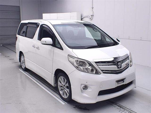 TOYOTA ALPHARD 2010
