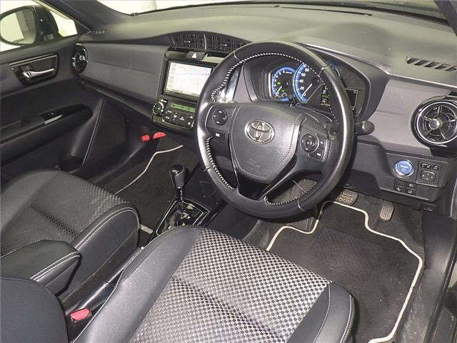 TOYOTA COROLLA FIELDER 2015
