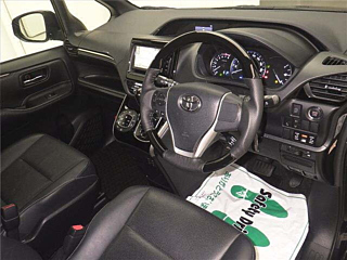 TOYOTA ESQUIRE 2016