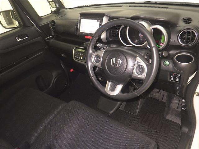 HONDA N BOX 2016