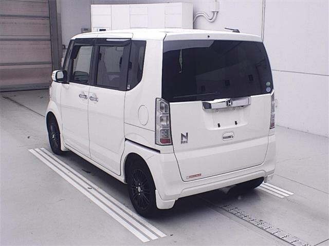 HONDA N BOX 2016