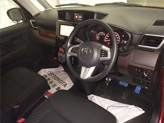 TOYOTA ROOMY 2018