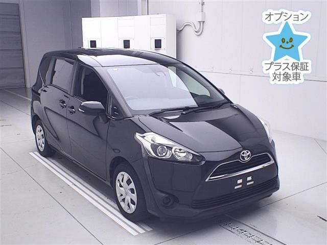 TOYOTA SIENTA 2017
