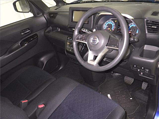 NISSAN ROOX 2021