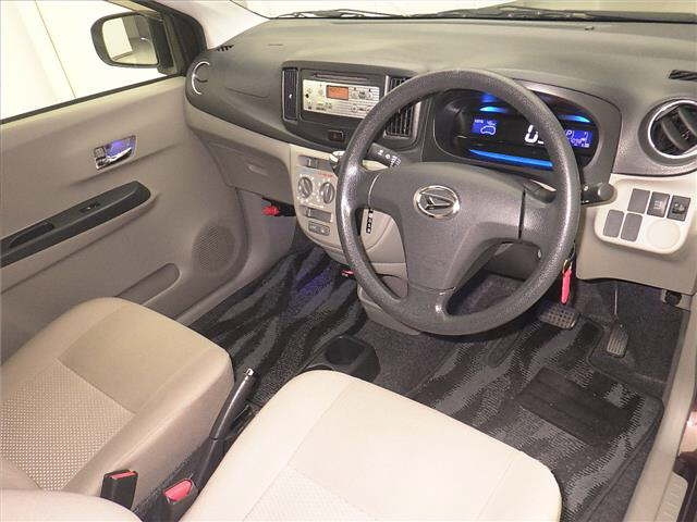 DAIHATSU MIRA E S 2012