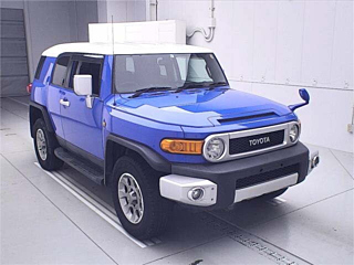 TOYOTA FJ CRUISER 2011