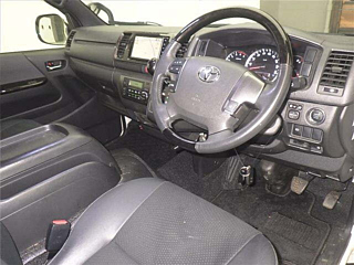 TOYOTA HIACE VAN 2020