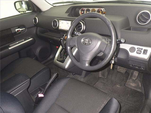 TOYOTA COROLLA RUMION 2013