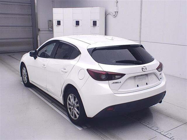 MAZDA AXELA 2015