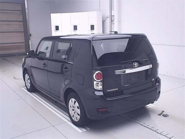 TOYOTA COROLLA RUMION 2013